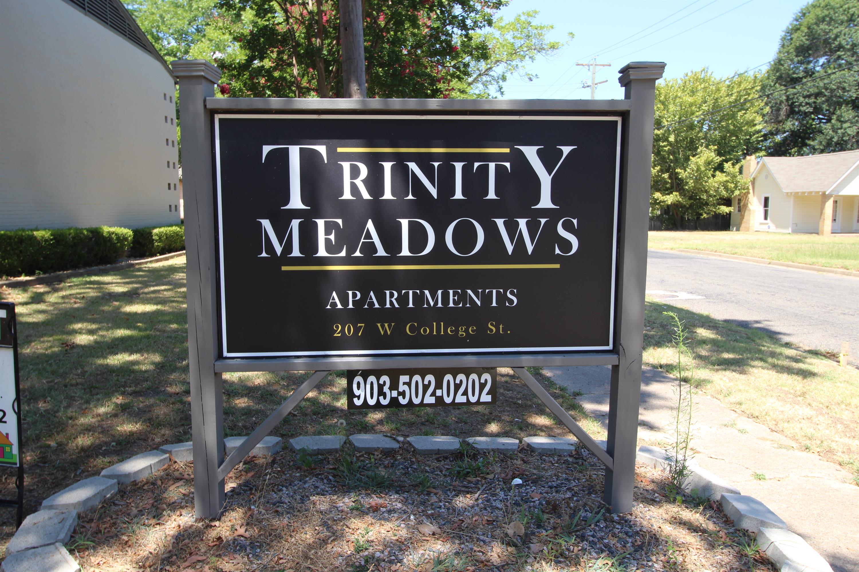 207 West College Street - 109