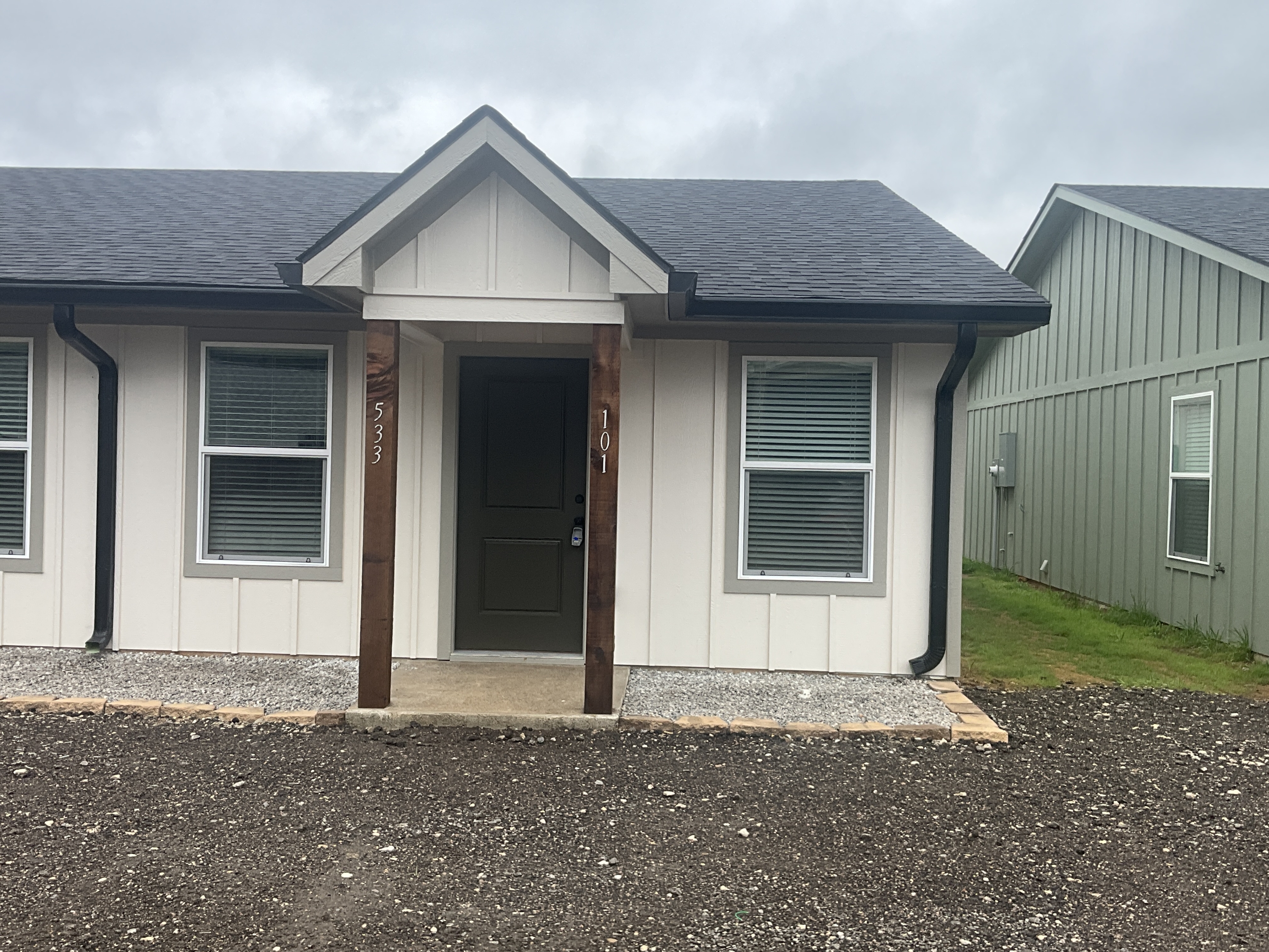 533 Bradburn Road - 101
